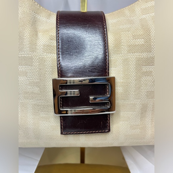 Fendi Baguette FF Zuchinno Hobo Shoulder Bag Ivory/Beige Vintage *Rare* - Picture 2 of 11